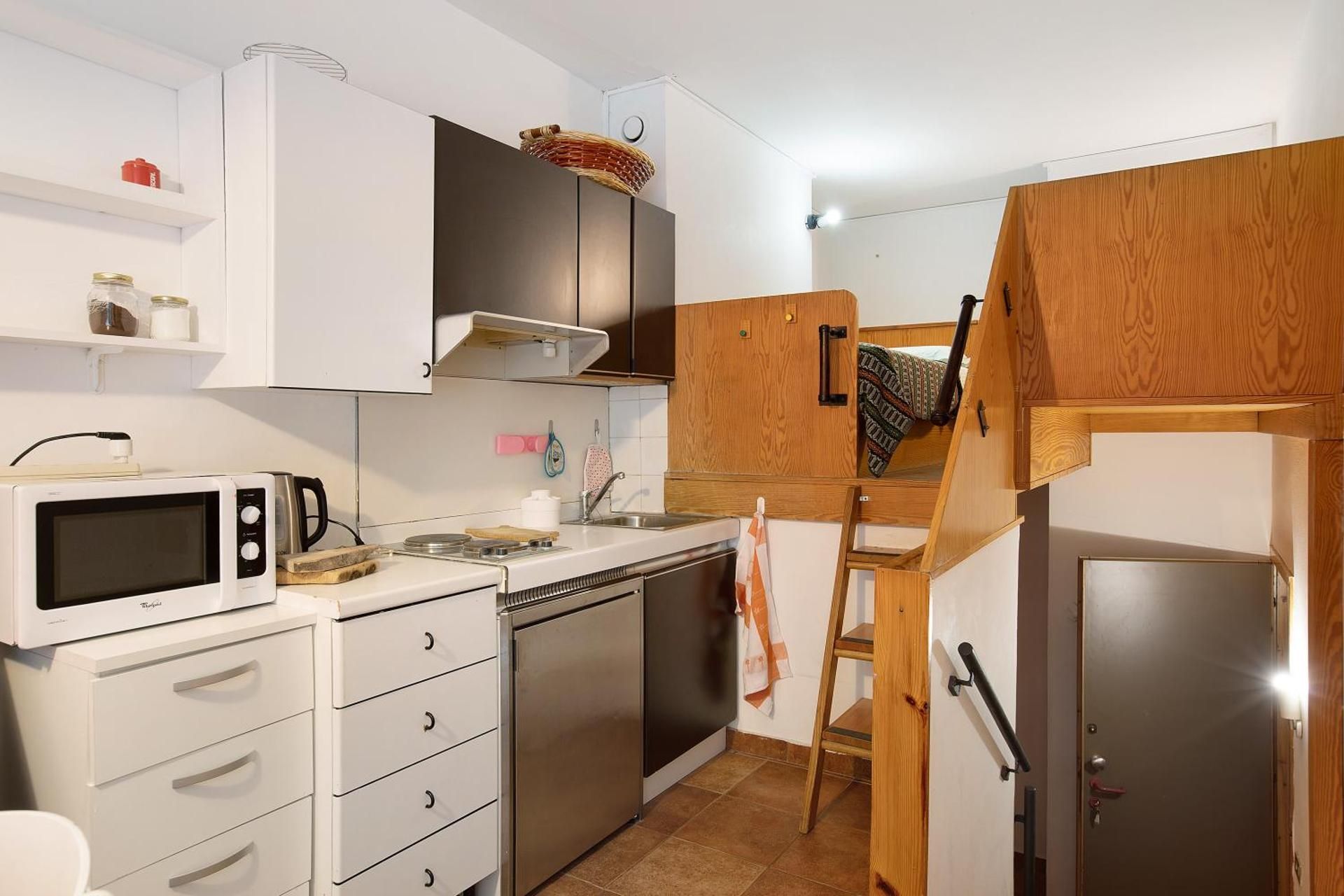 Superior One-Bedroom Apartment with Balcony