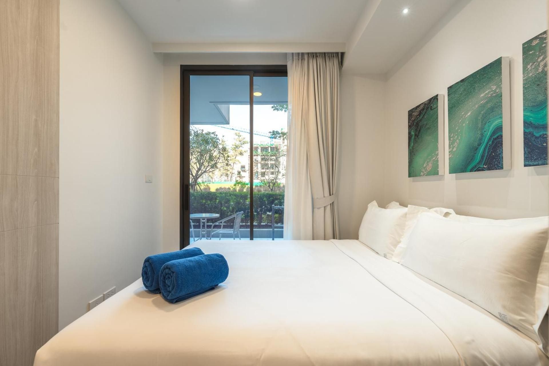 Two-Bedroom Apartment with Garden View