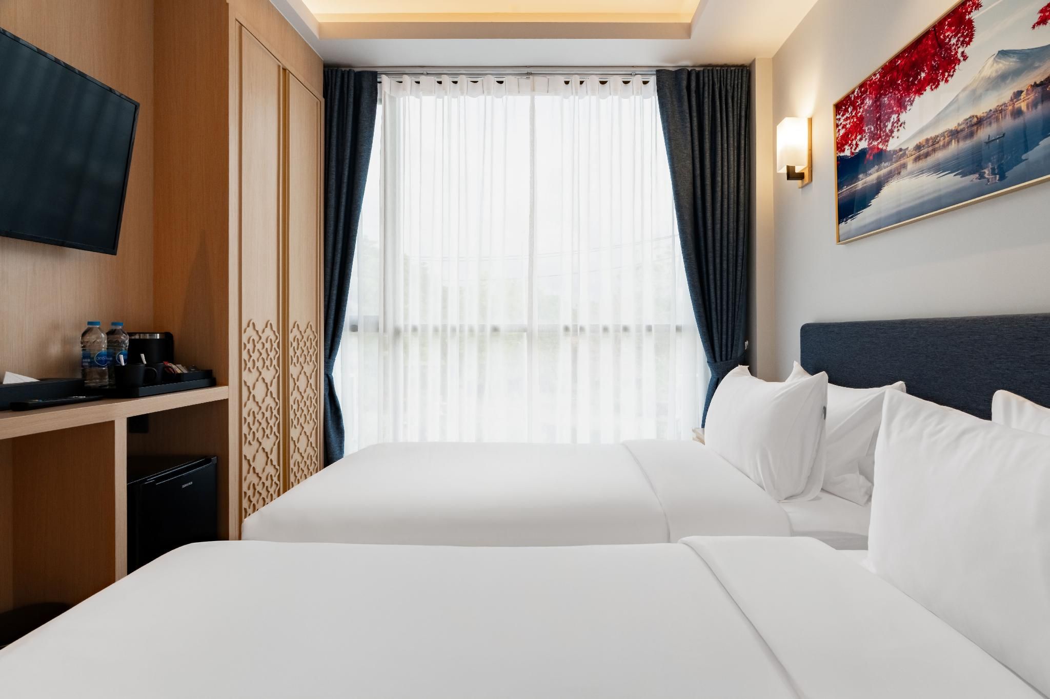 A.Z. Sunrise Resort & Fitness Club Standard Twin 2