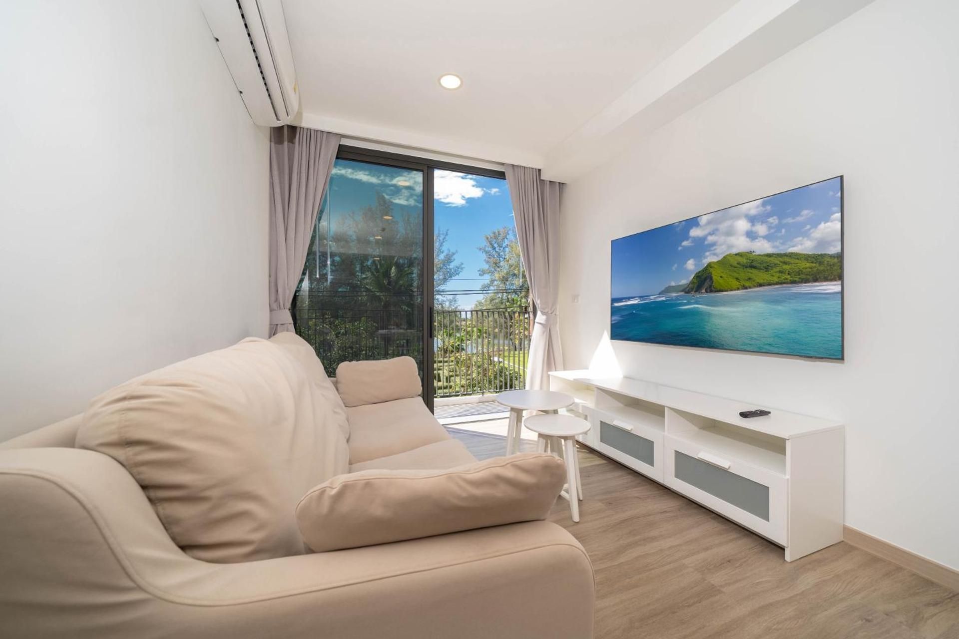 Two-Bedroom Apartment with Garden View
