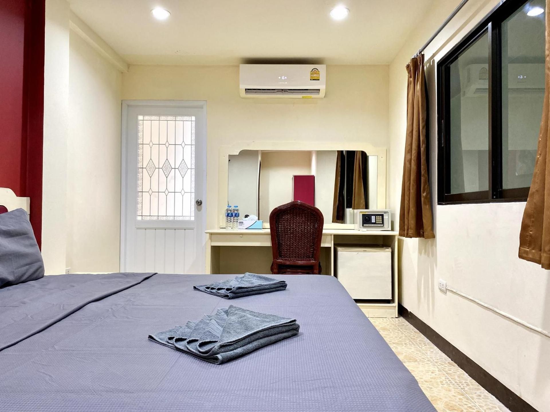 Patong Adventure Hostel