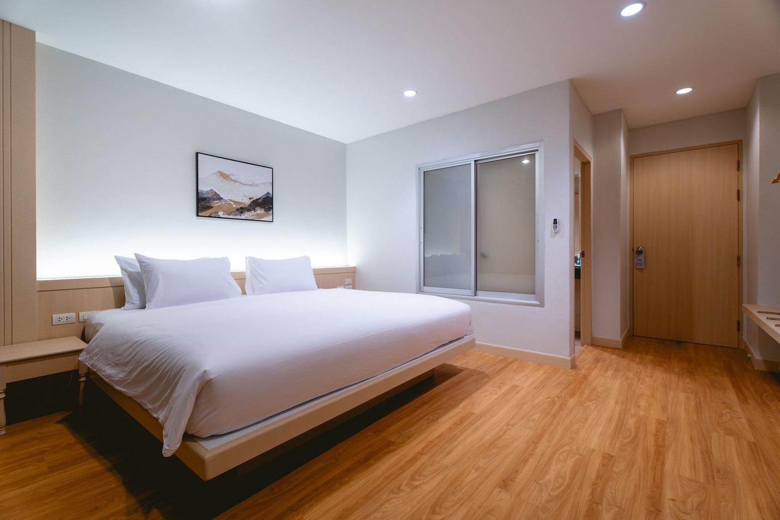 Suite King - City View