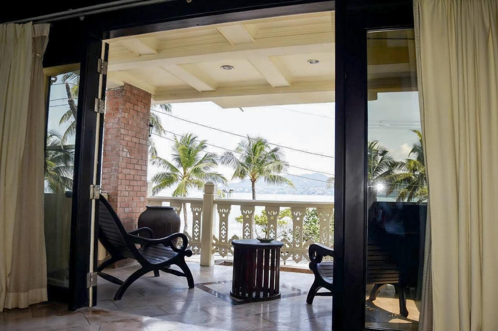 Suite with Sea View