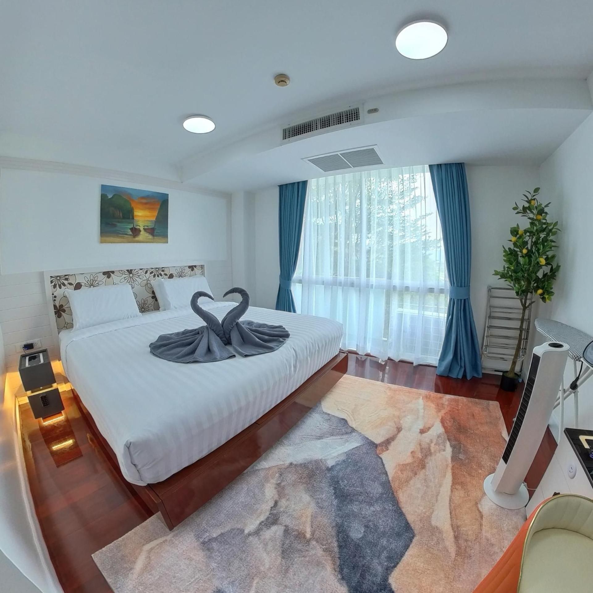 Two-Bedroom Deluxe Apartment