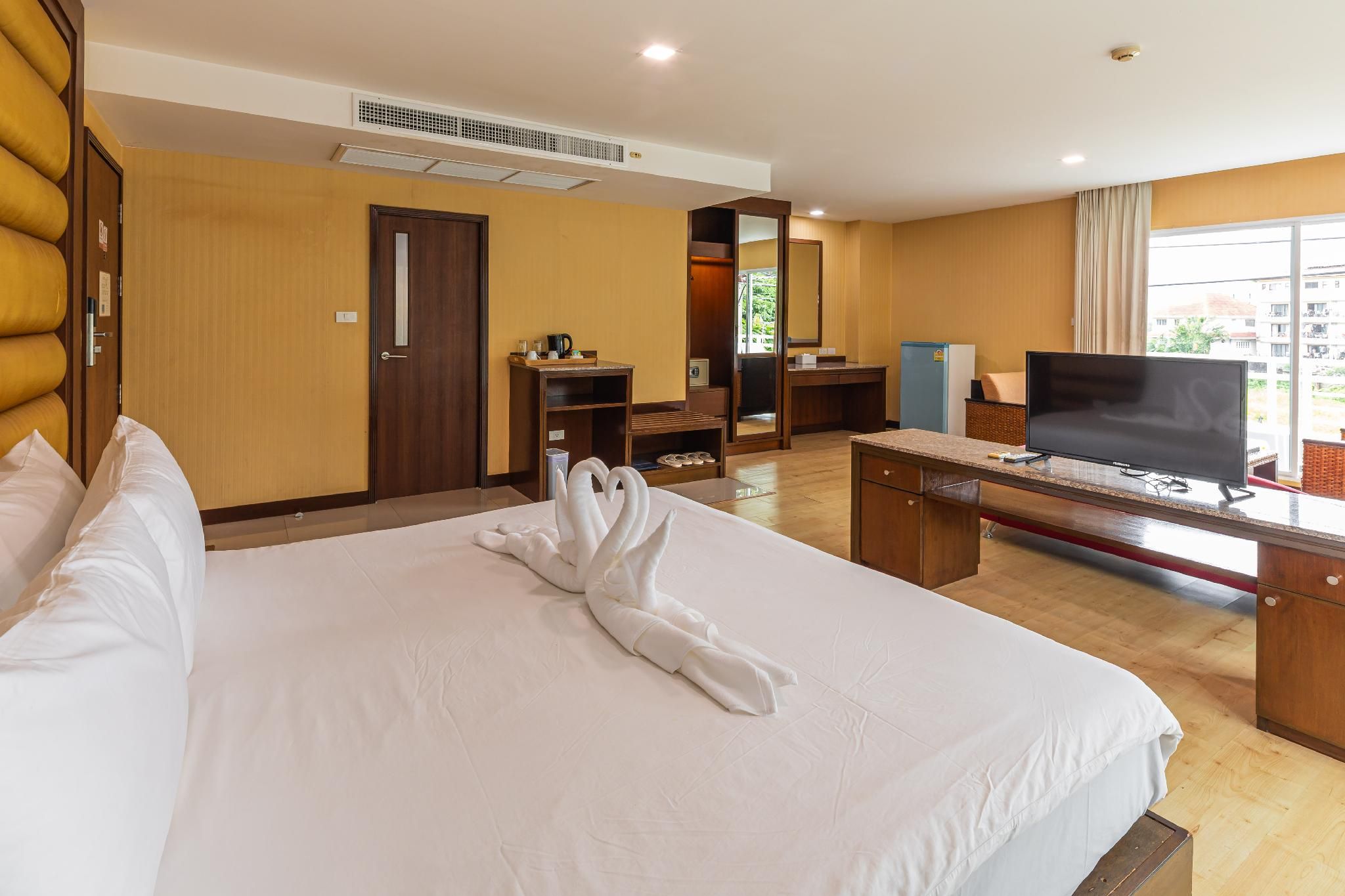 Premier City View Room