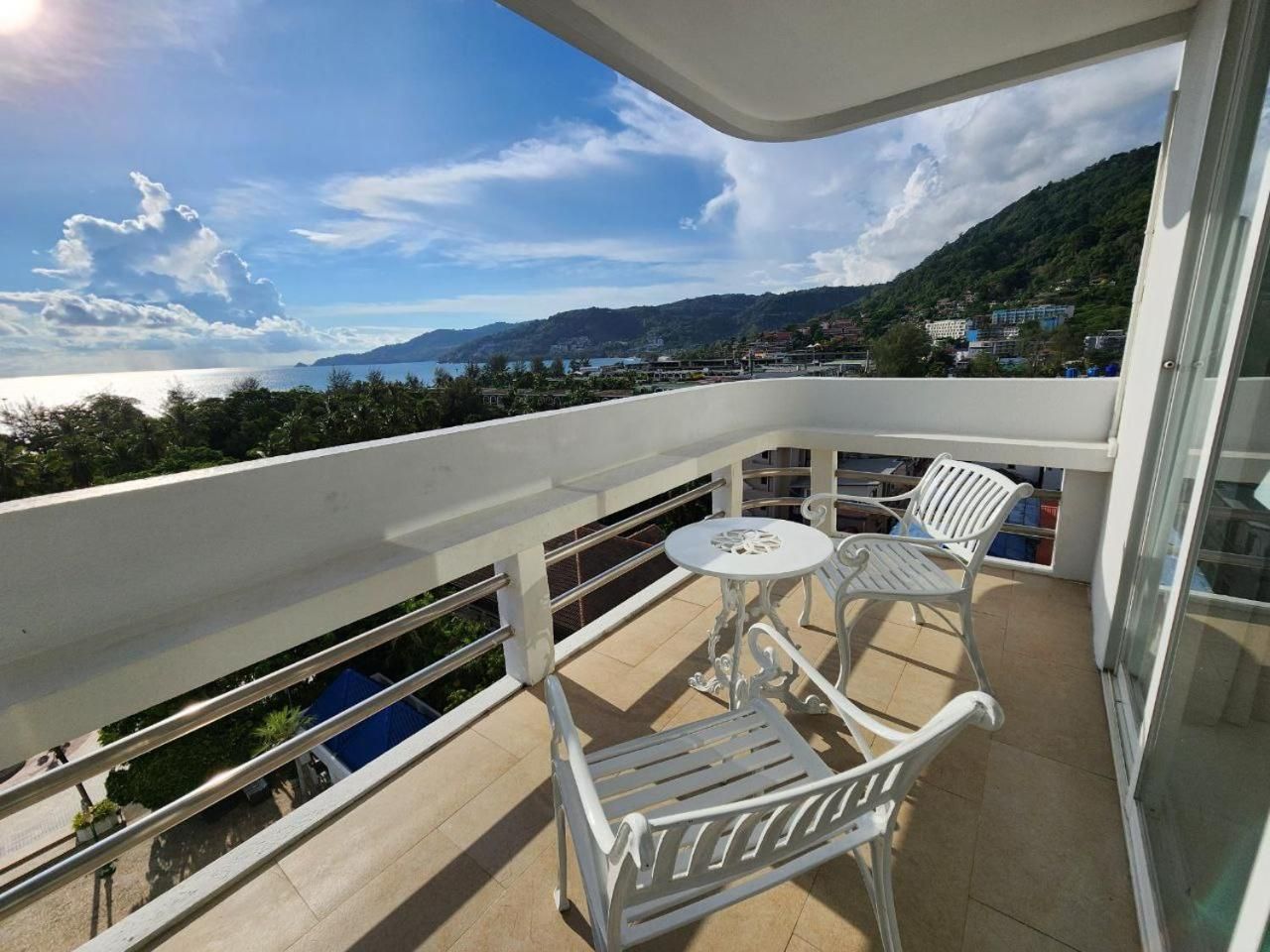 Studio with Sea View