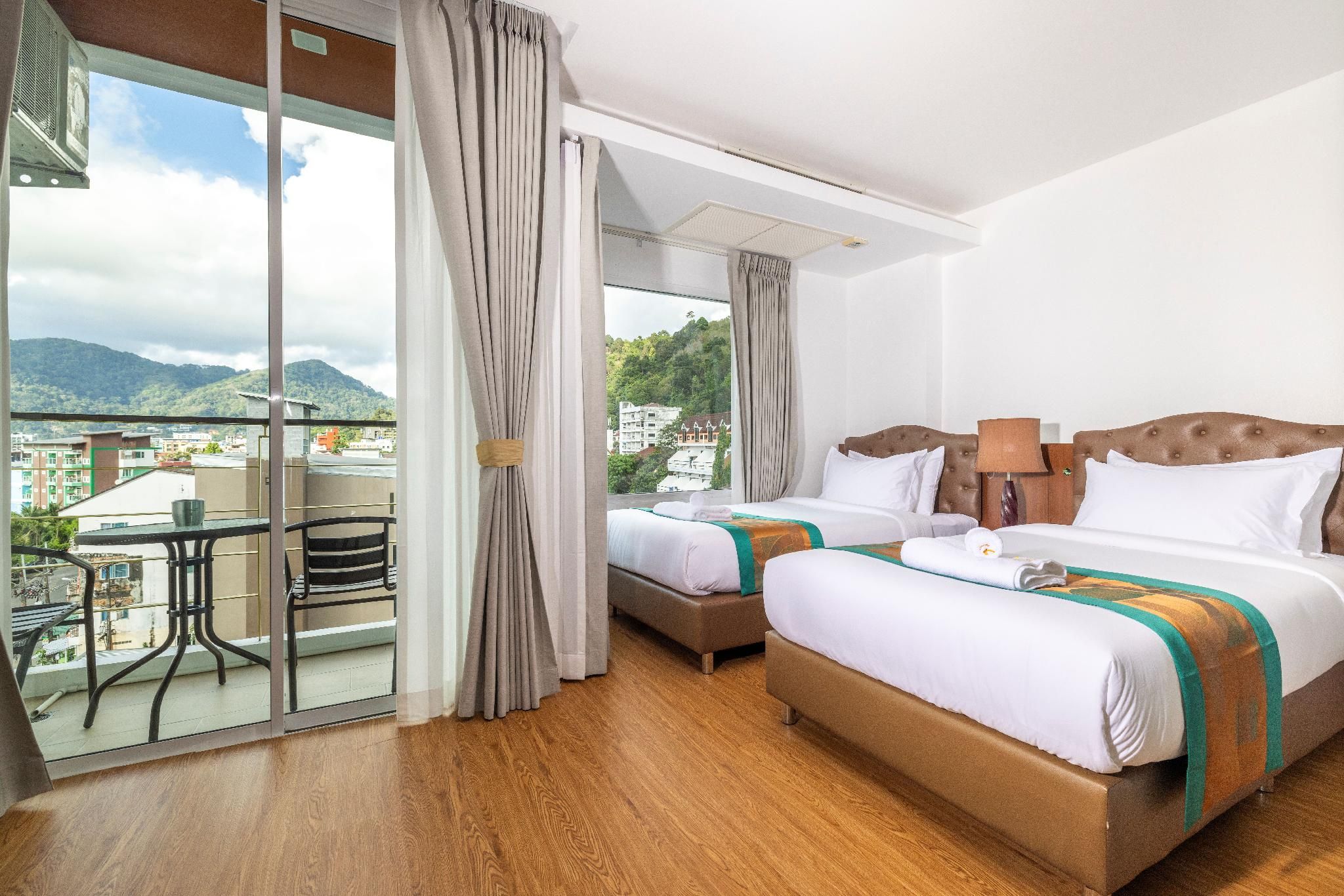 2 Bed Twin Superior Room