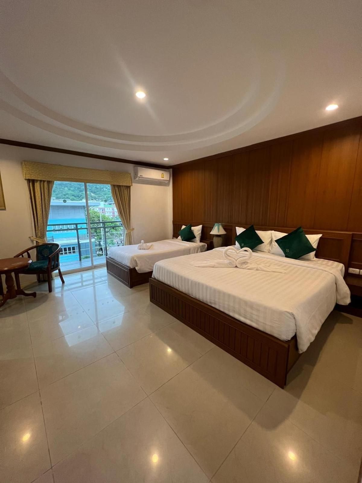 Triple Room with Mountain View