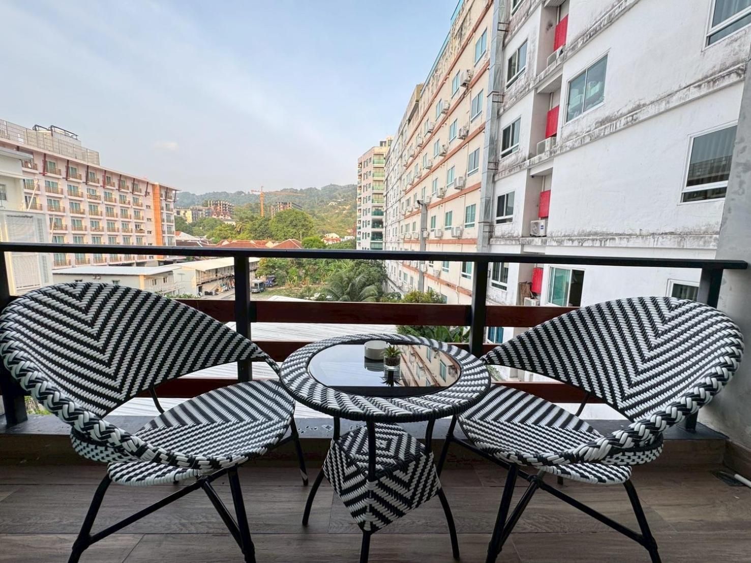 Aspira Central Patong Premier King Room 2