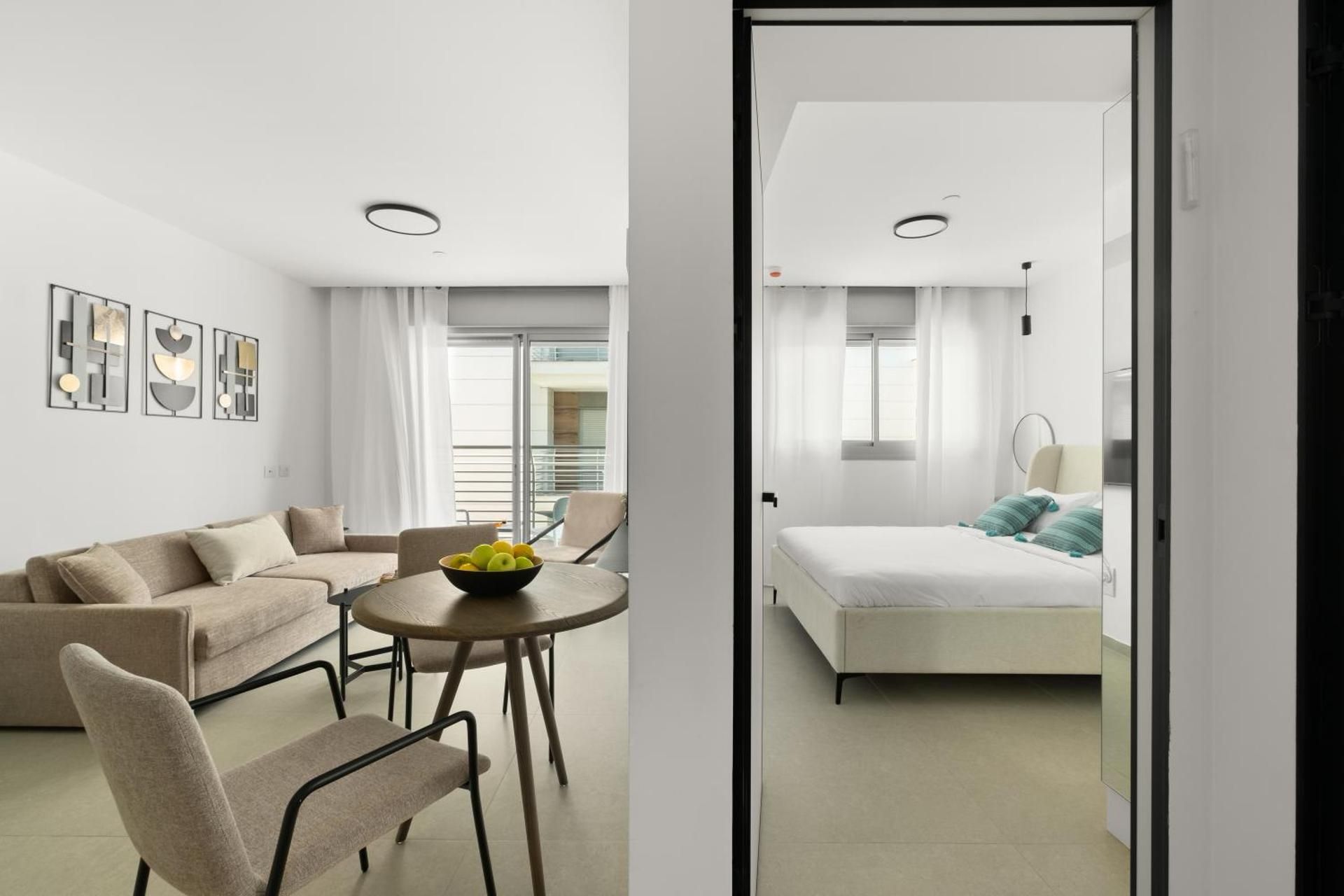 One-Bedroom Apartment