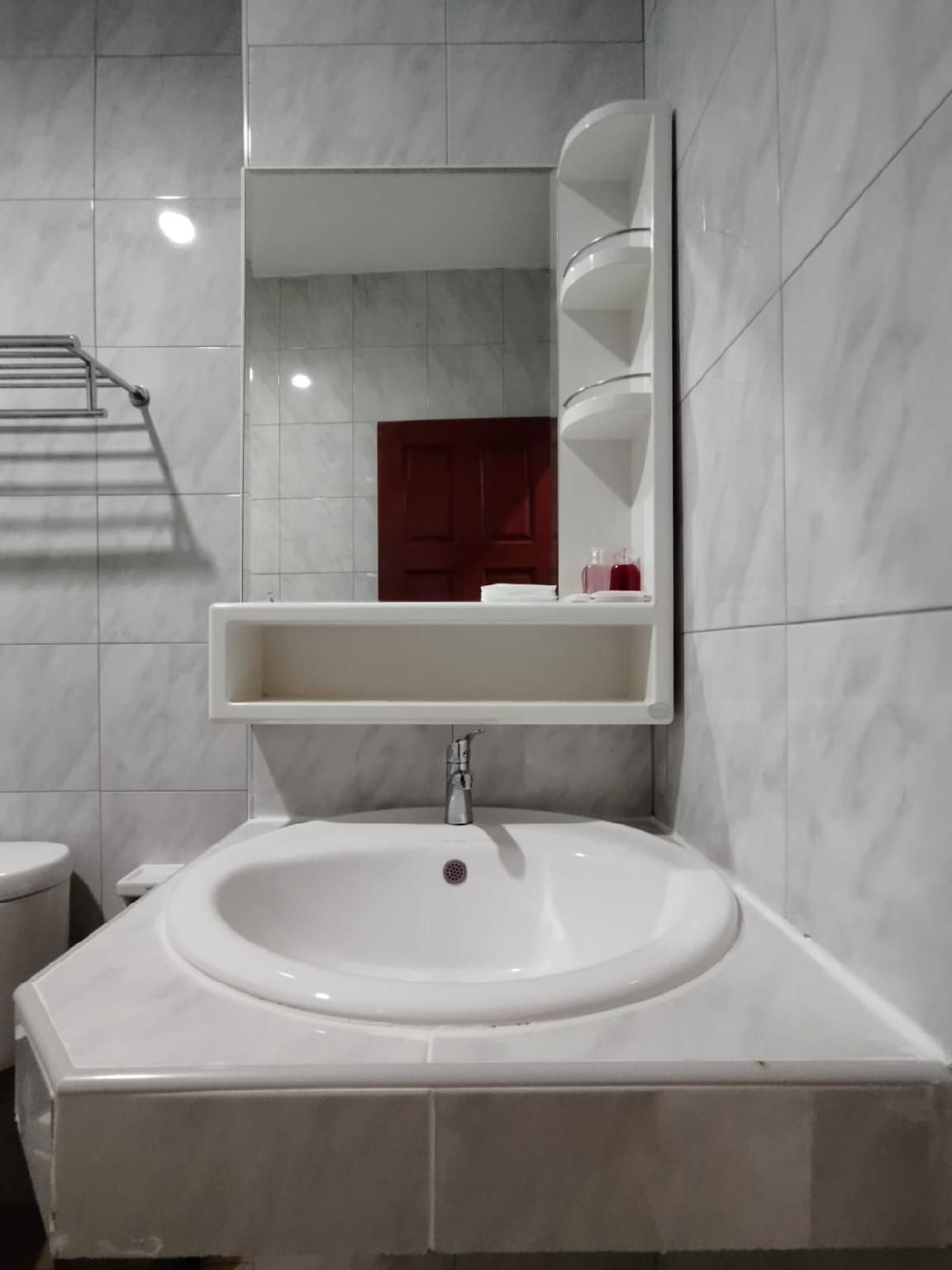 Superior Double - No Window