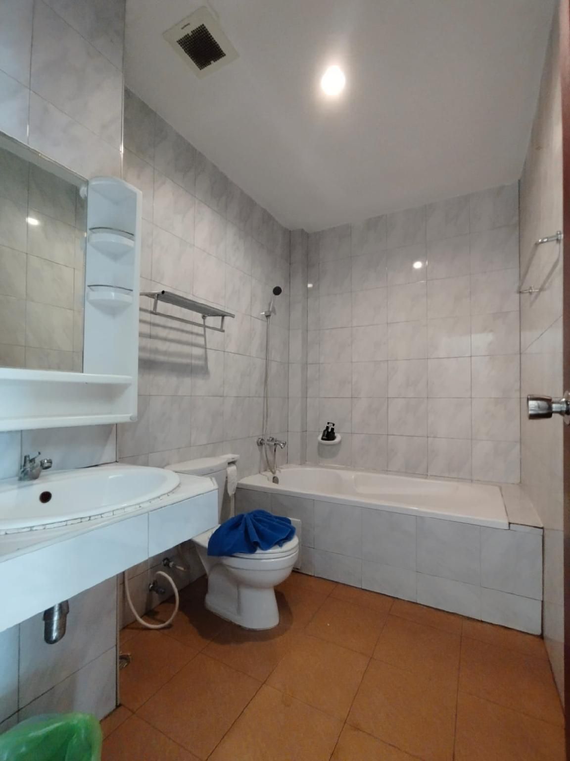 Deluxe Twin Room with Balcony