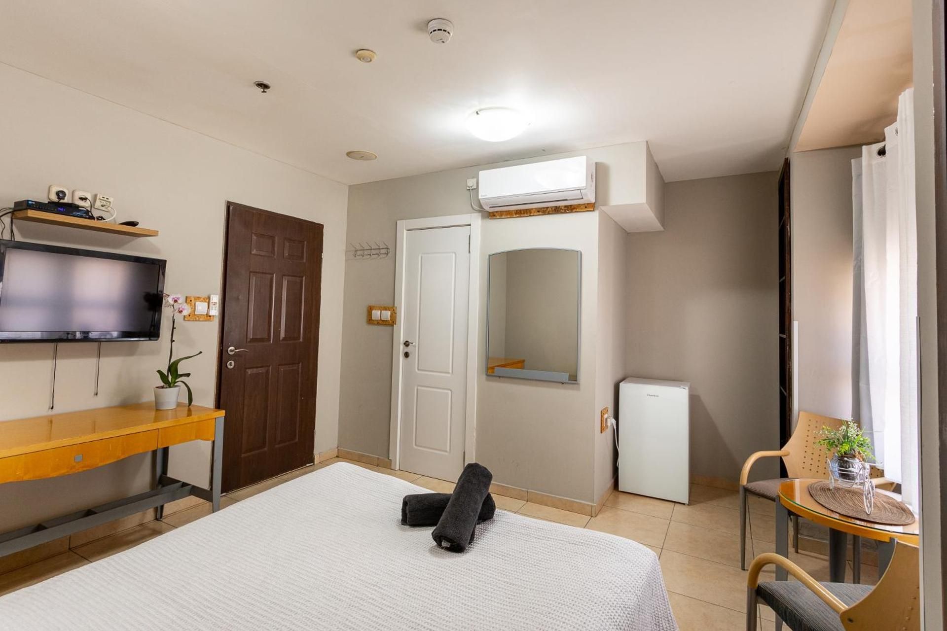 Little Prince Hostel Double or Twin Room