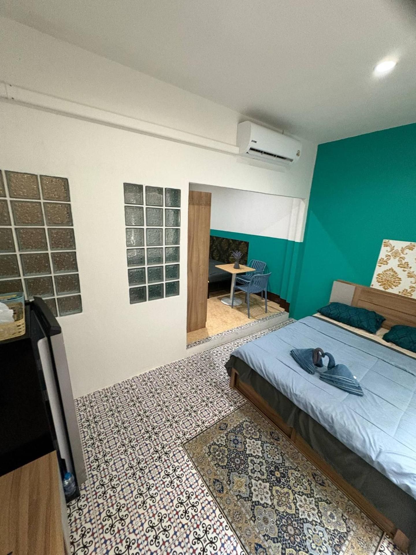 Mamma Mia Rooms Classic Triple Room