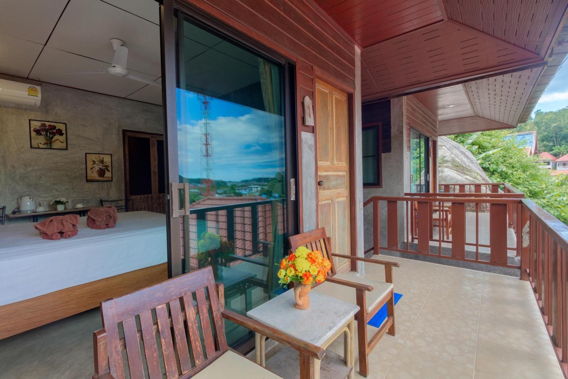 Deluxe Bungalow