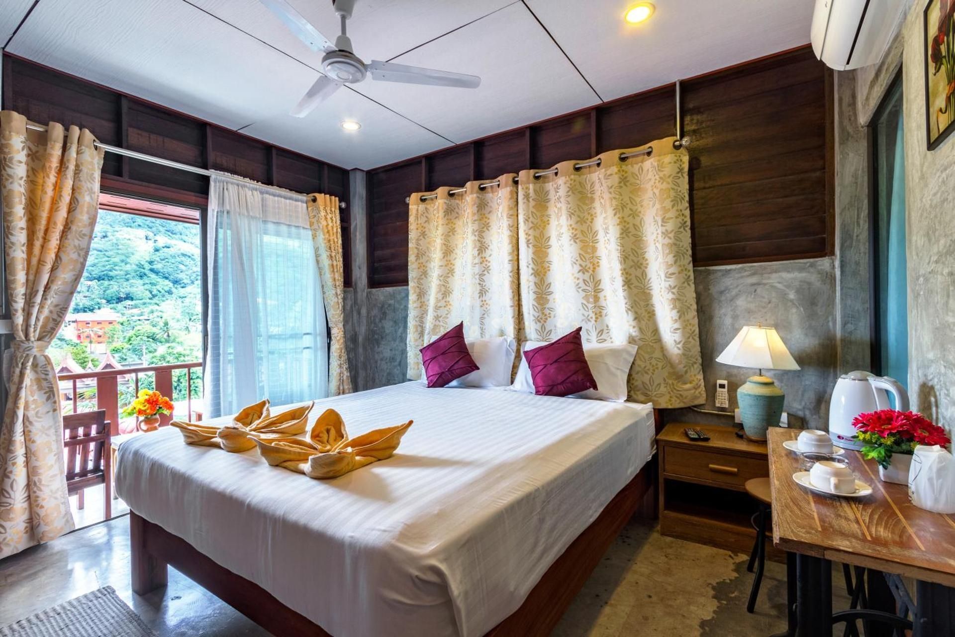 Deluxe Bungalow