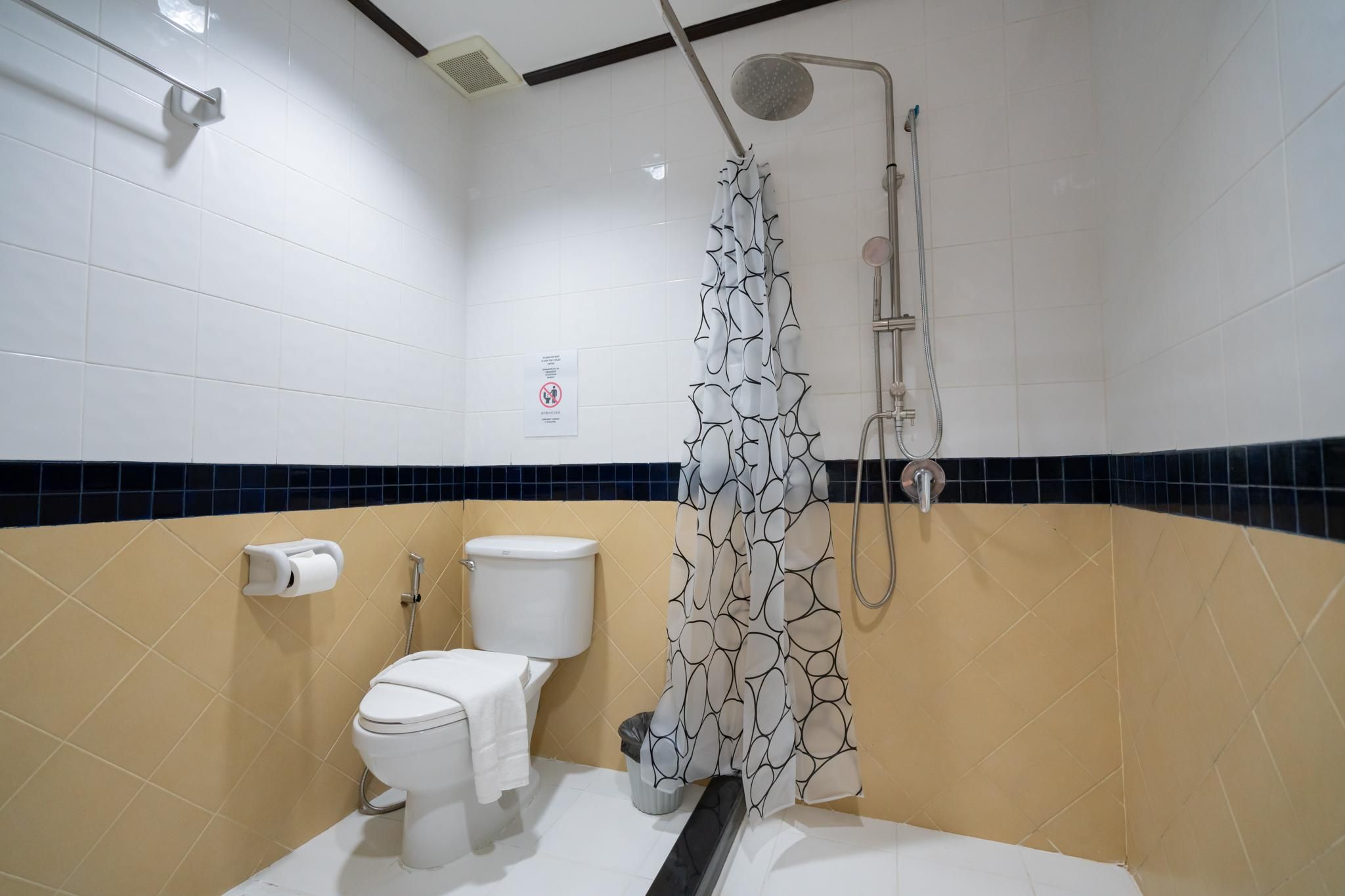 Tri's Miracle Apartment Kata Apartment 3