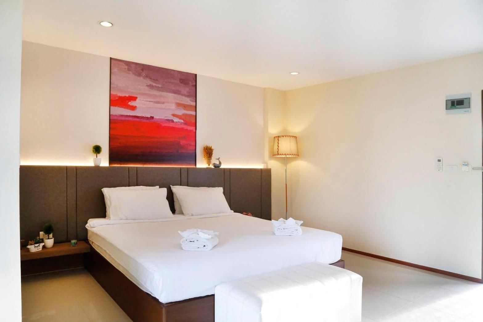 Apartment with Balcony