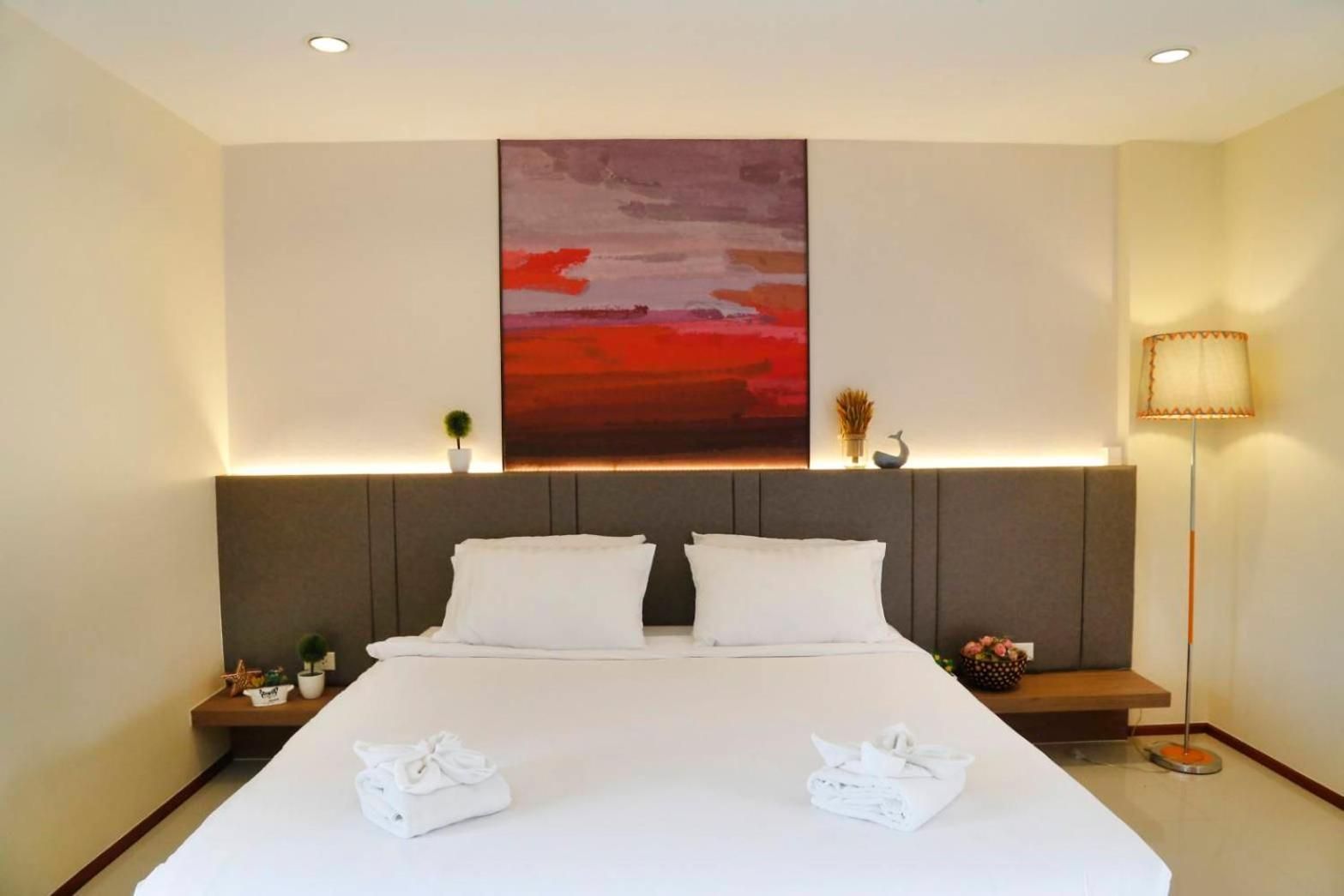 Apartment with Balcony