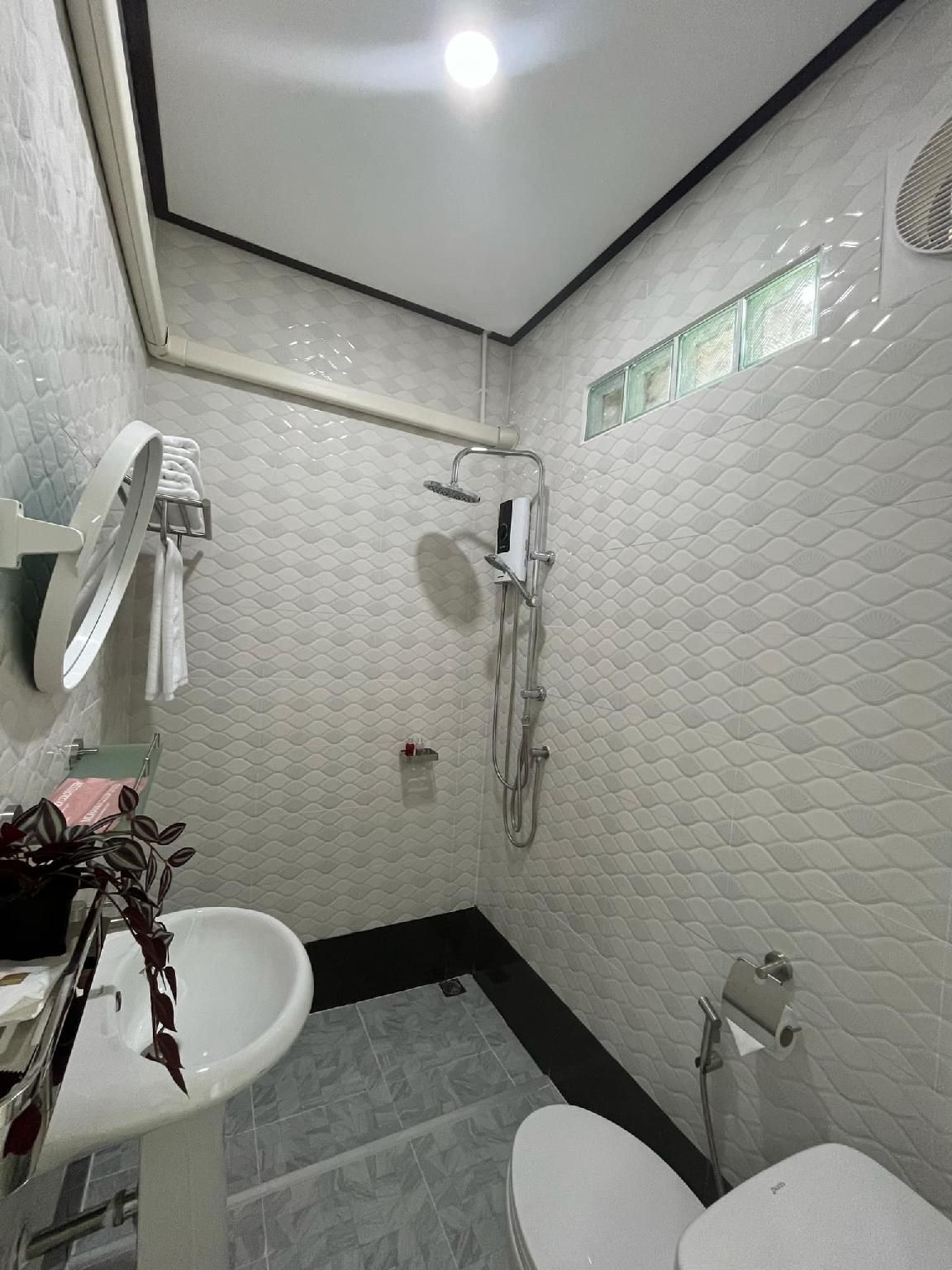 3P Phuket Airport Hotel Double Room with Terrace 3