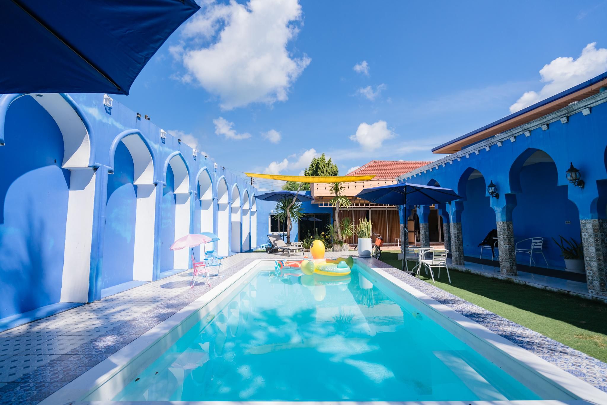 swimming pool [kids]