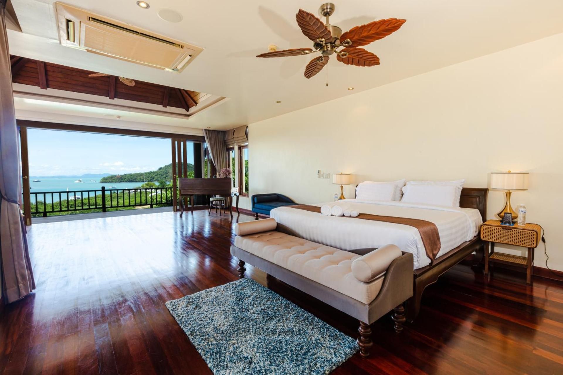 Double Room with Pool View