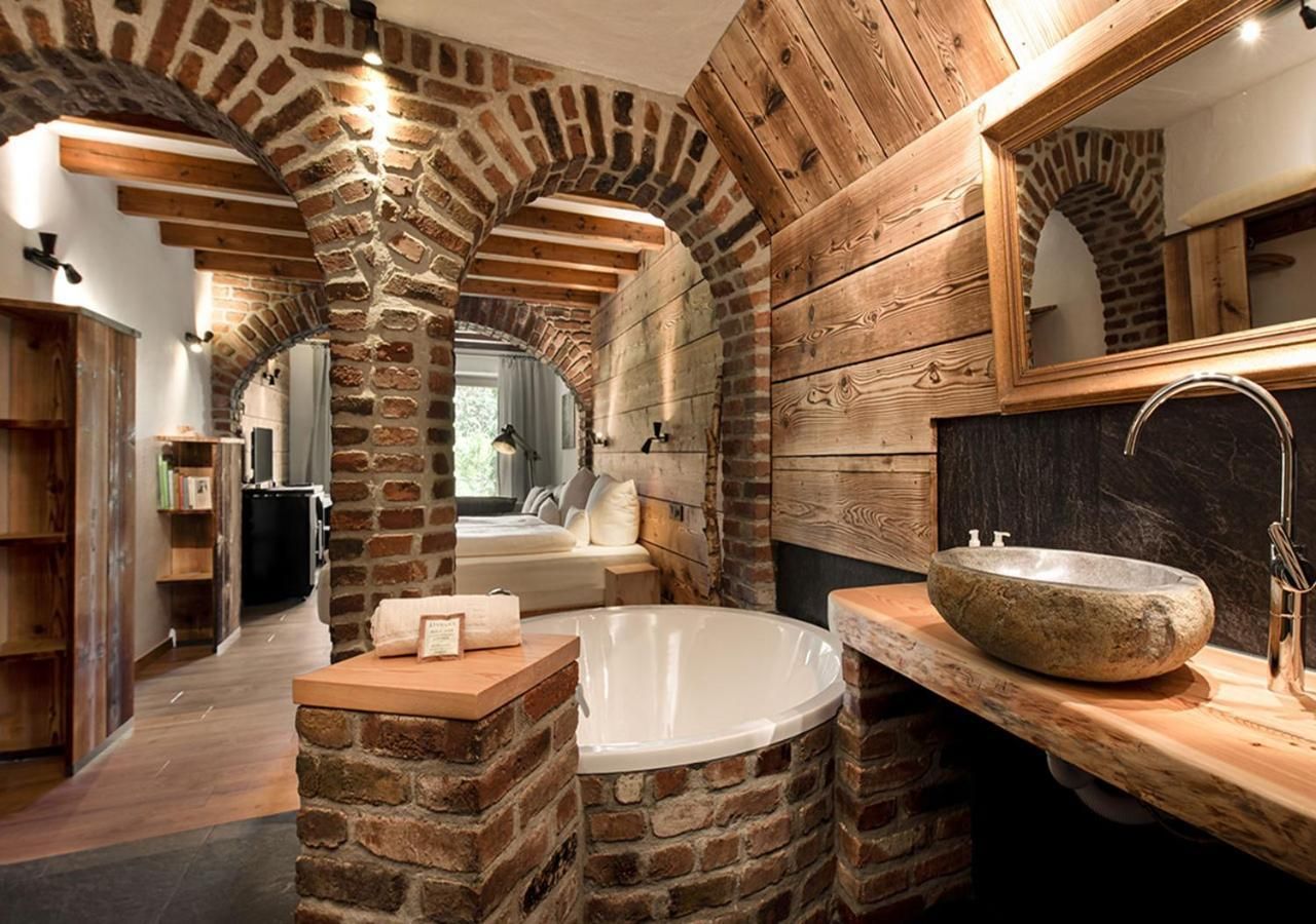 Deluxe Double Room with Bath