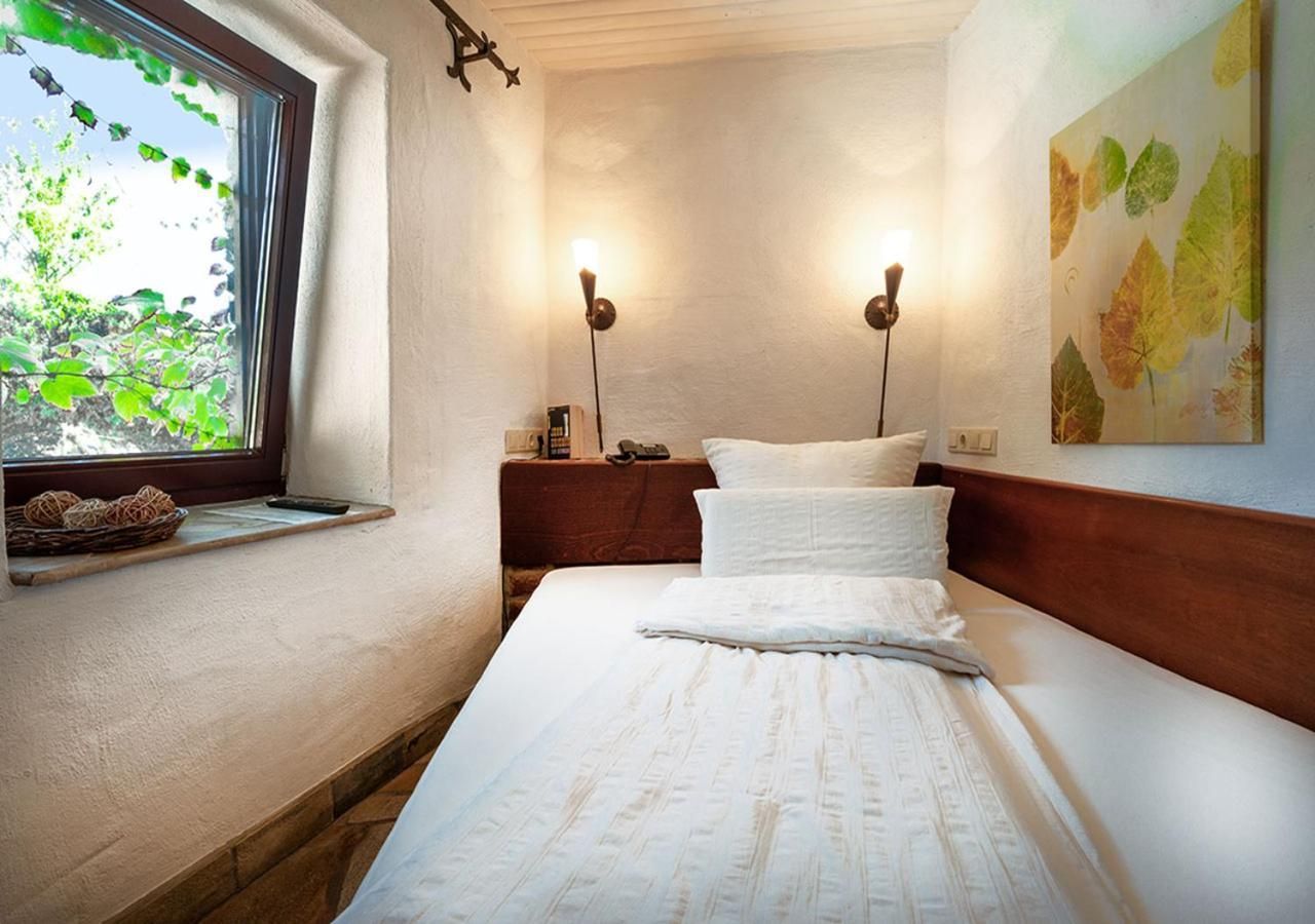 Single Room with Pool View