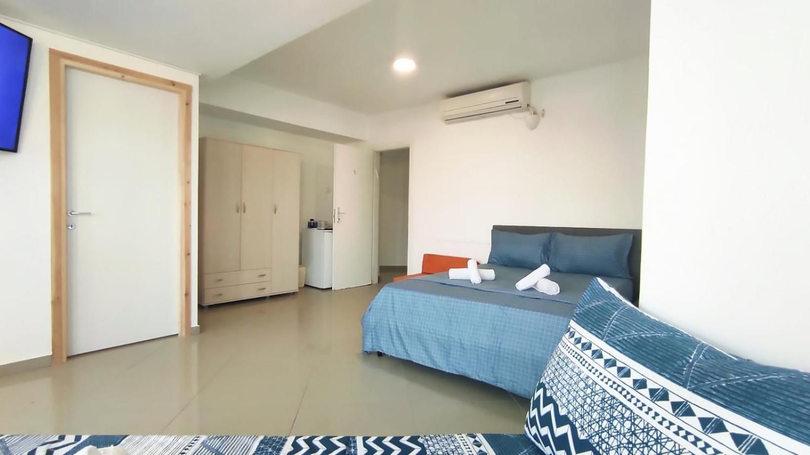 Guest House "Villa Klara Eilat" Heated pool and sauna all year round Family Suite 2