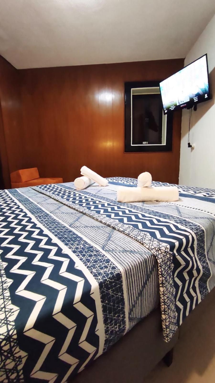 Guest House "Villa Klara Eilat" Heated pool and sauna all year round Quadruple Room with Private External Bathroom 2