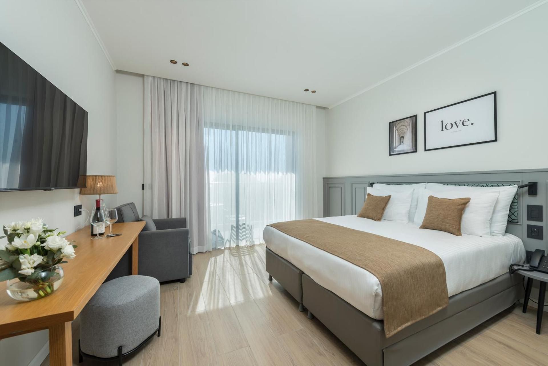 Deluxe Pool View Room with Balcony