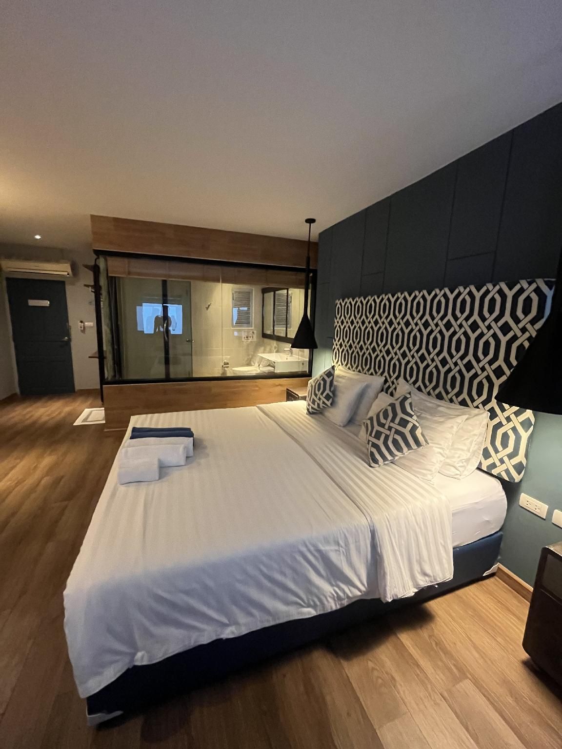  Fantastic Karon Beach Hotel Standard Room