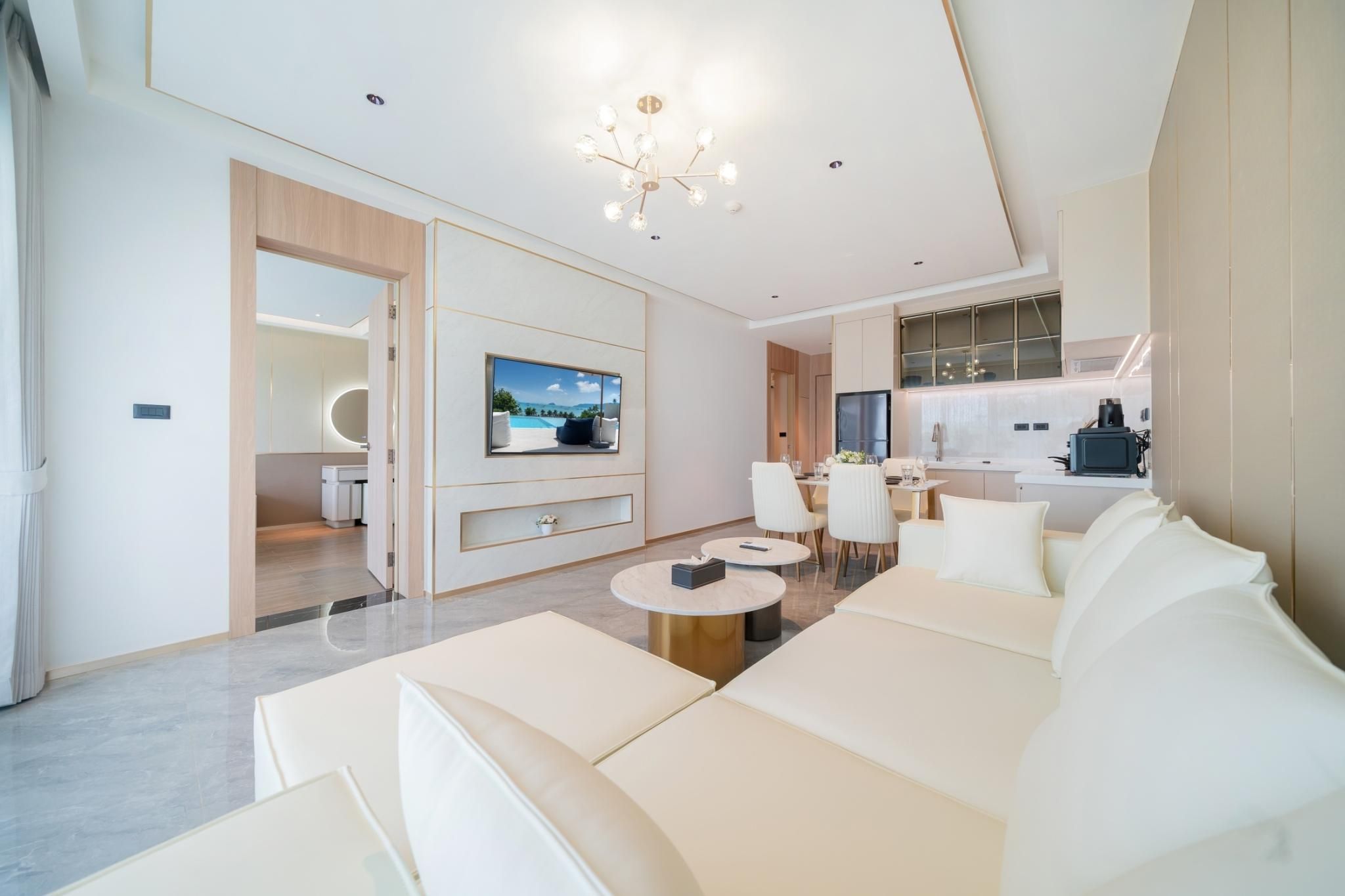 2 Bedroom Deluxe Partial Sea View