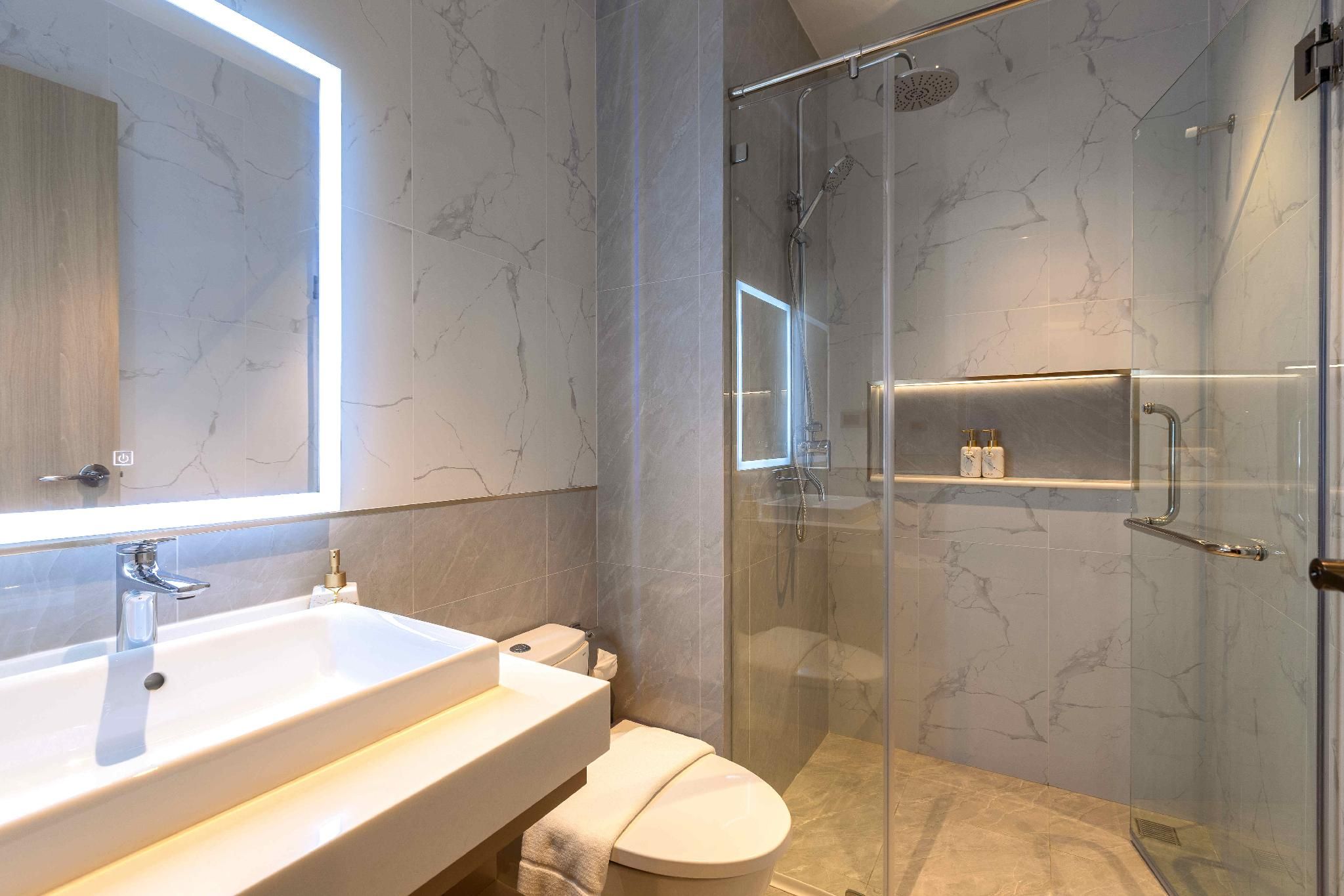 2 Bedroom Deluxe Pool View