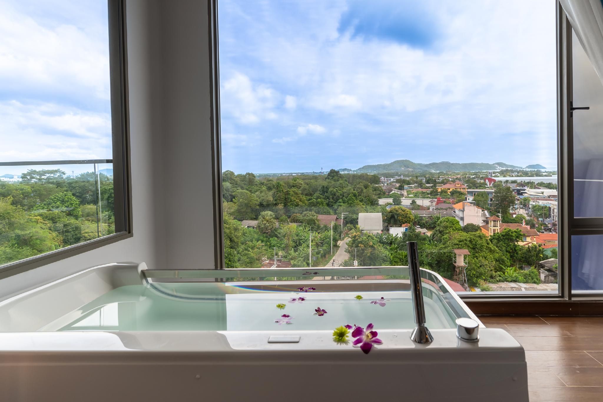 Premium Family Suite