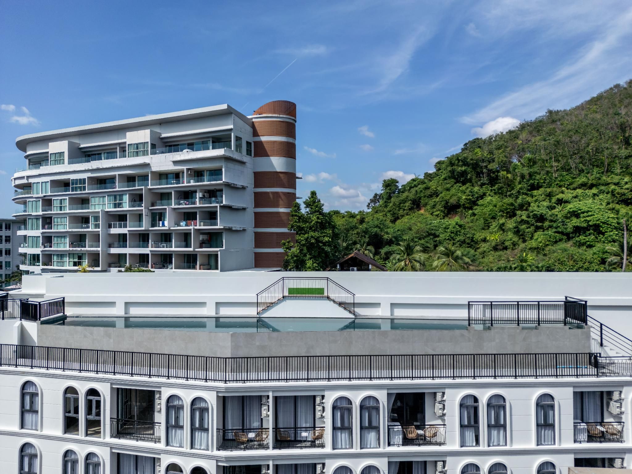 Palmetto Park Hotel and Residence