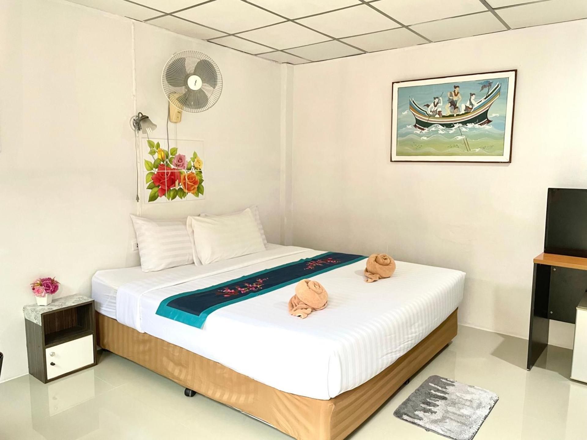 JJ Inn Standard Double Room 2