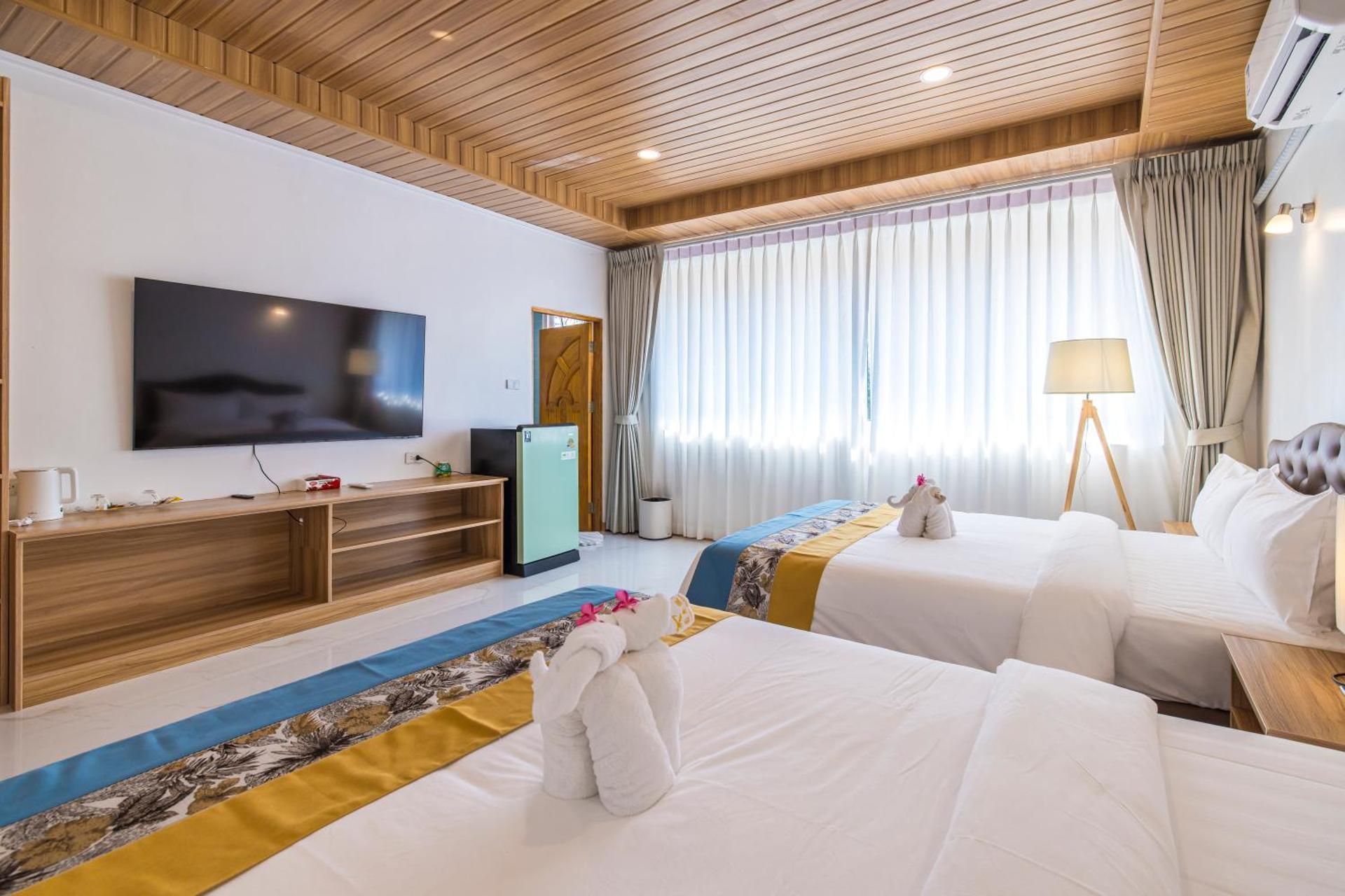 Deluxe Twin Room