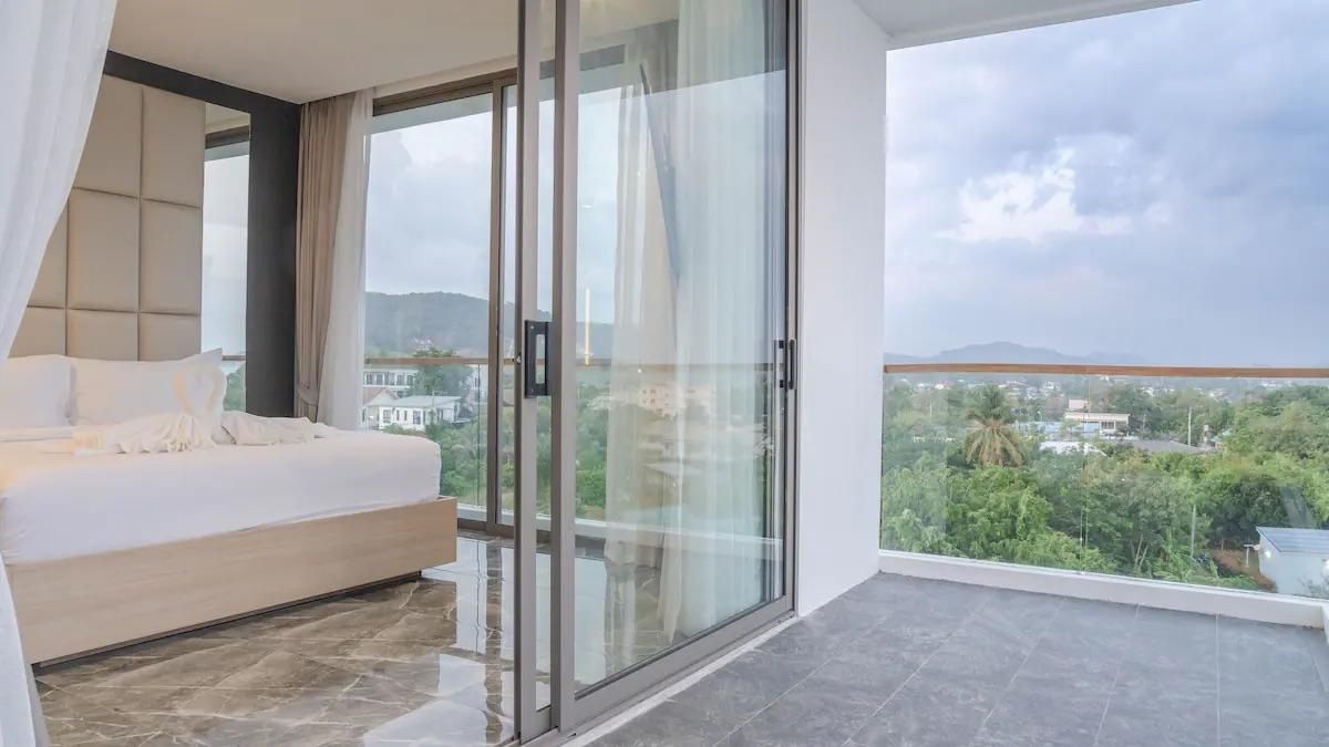 Elite Atoll Serviced Apartments Phuket Penthouse B 3