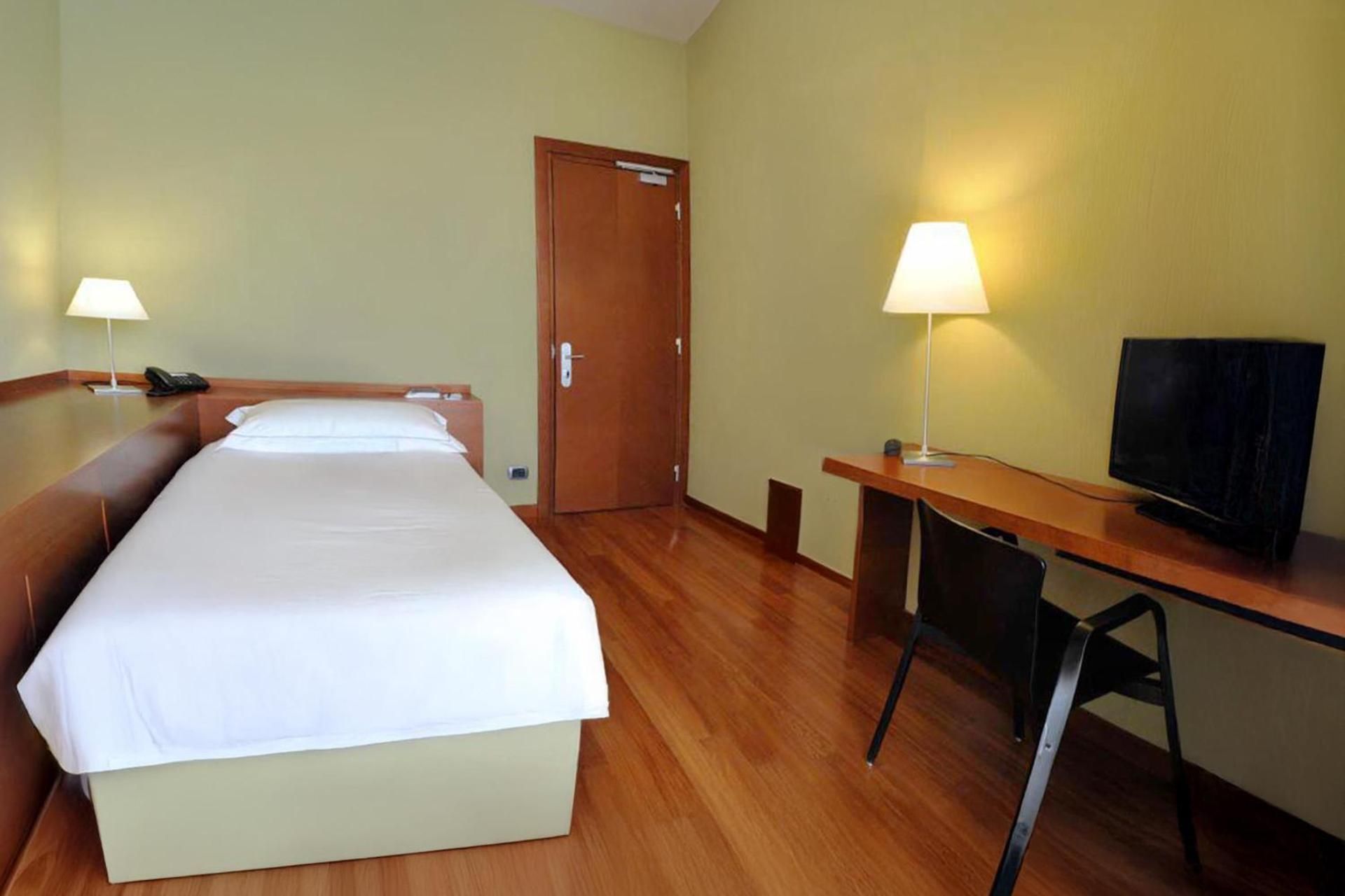 B&B HOTEL Imperia Rossini al Teatro Single Room 2