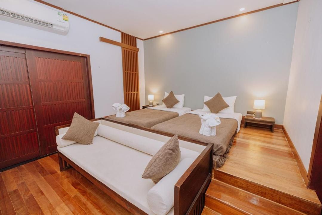 Twin Room with Terrace