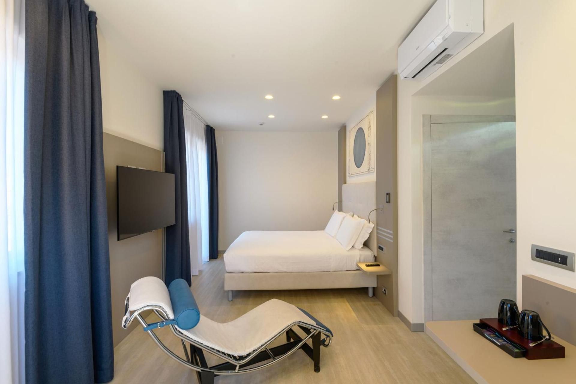 Junior Suite with Balcony