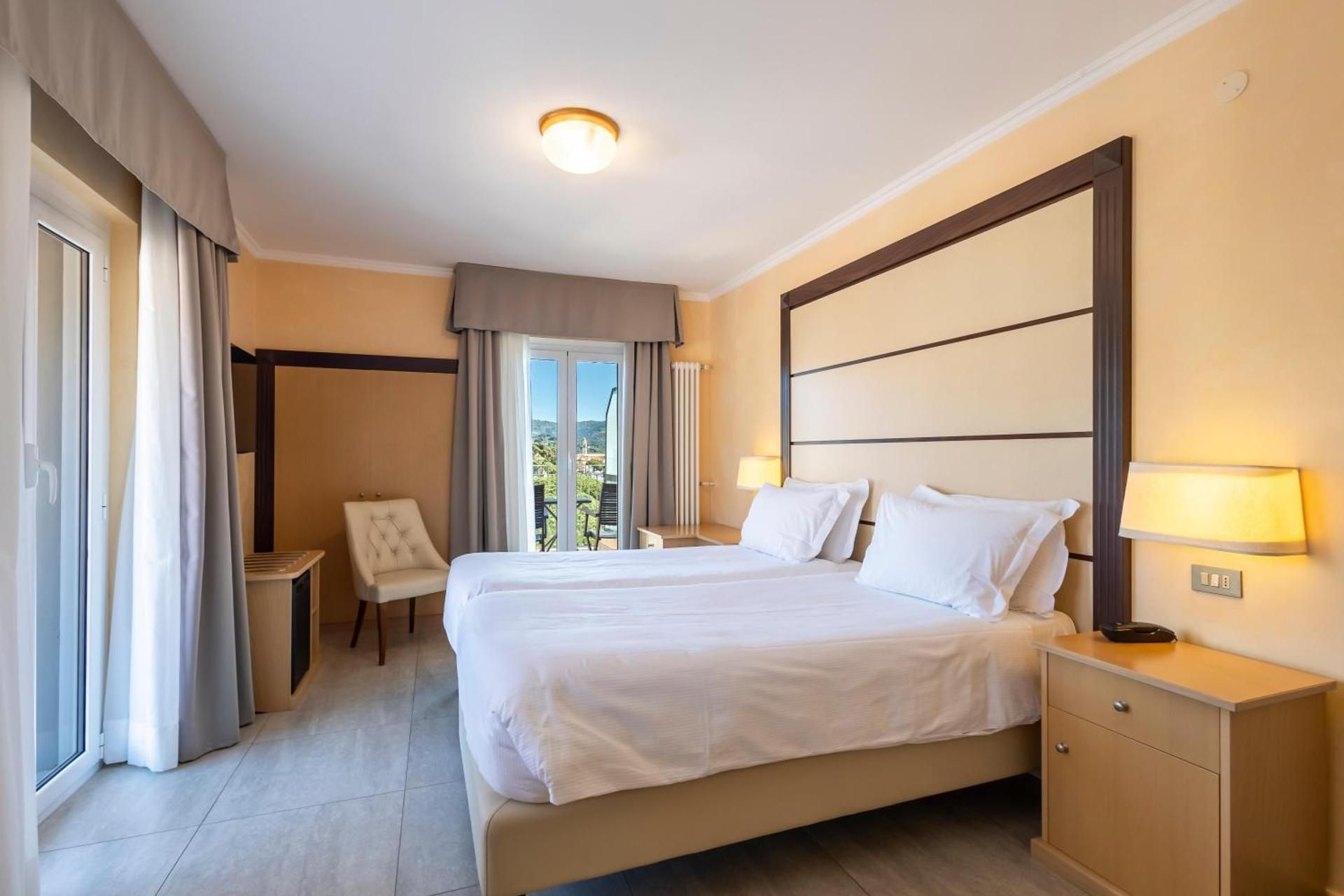 B&B HOTEL Diano Marina Palace Twin Room with Sea View
