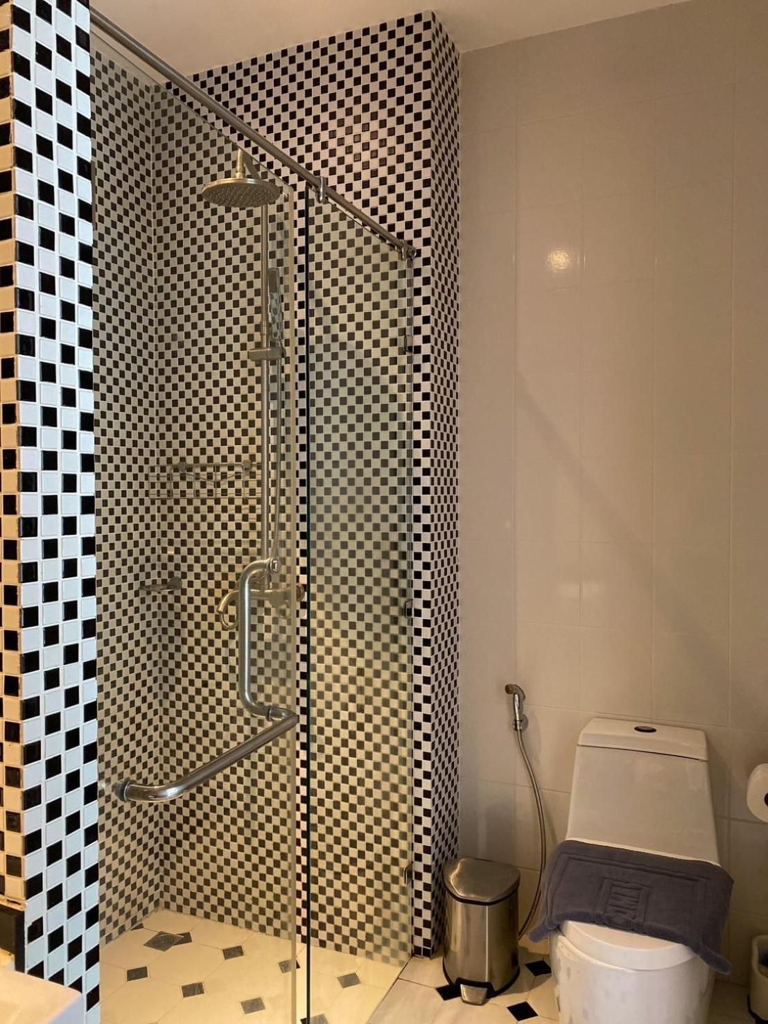 One-Bedroom Standard Apartment