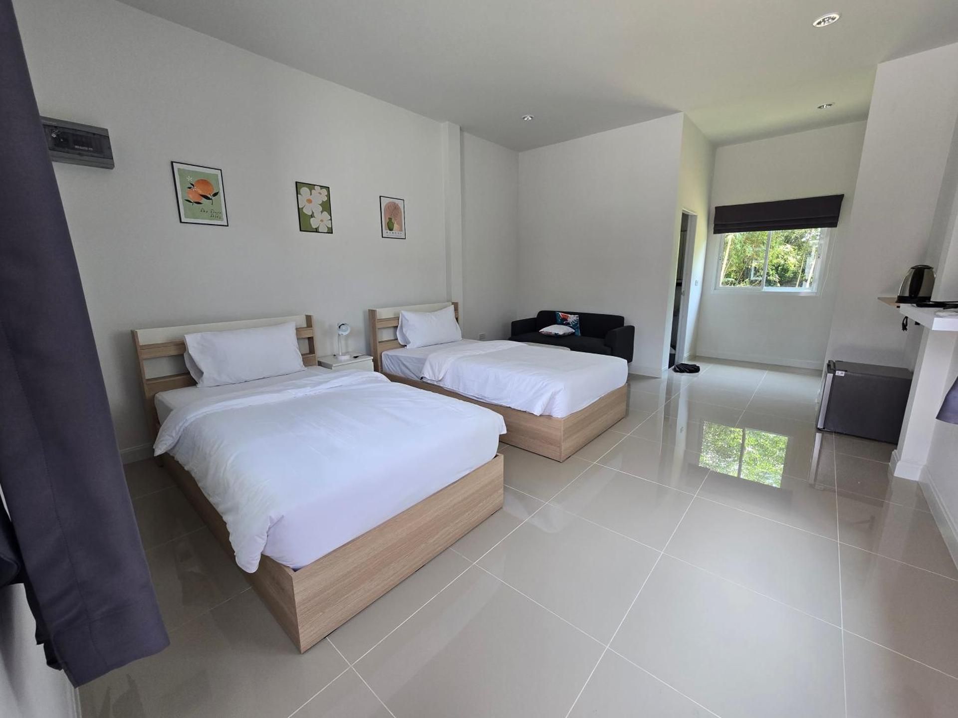 แวะพักสเตย์โฮสเทล (Wae Phak Stay Hostel@Khok Kloi) Twin Room