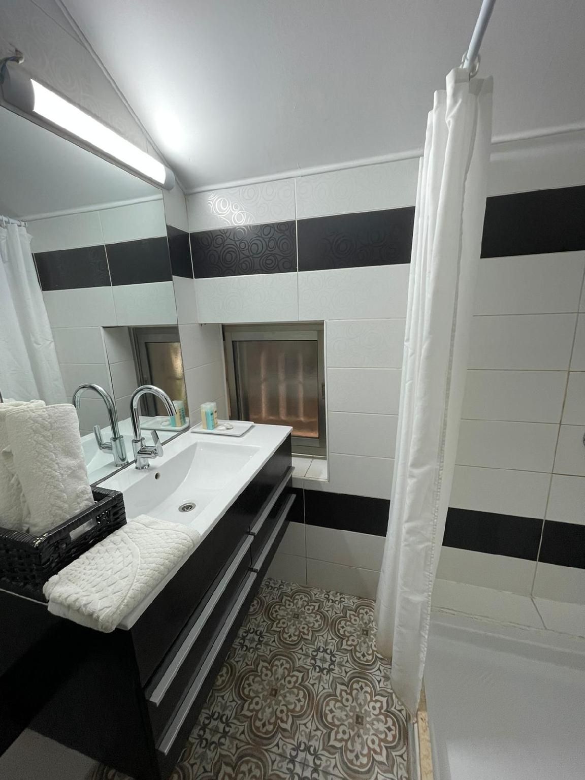 Suite with Kitchenette