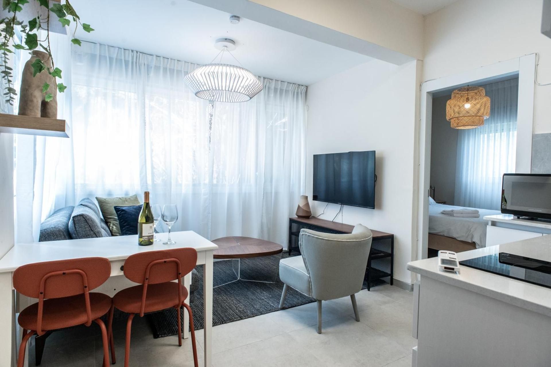 Elegant One bedroom Apartment- unit 3