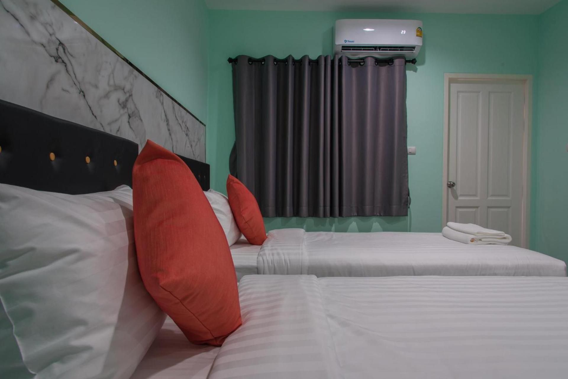 Twin Room with Balcony