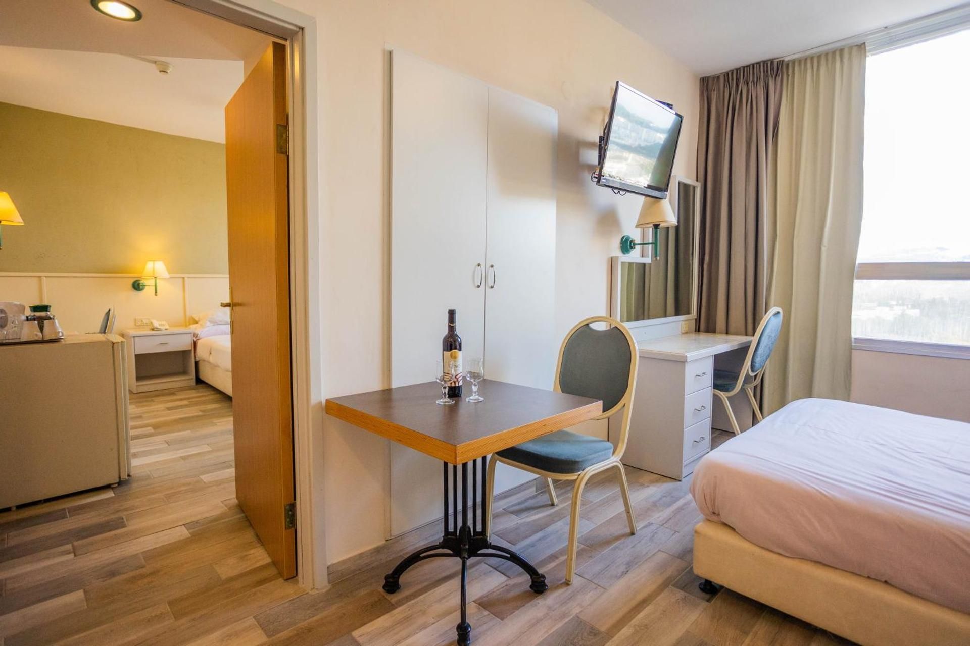 One Bedroom Apartment