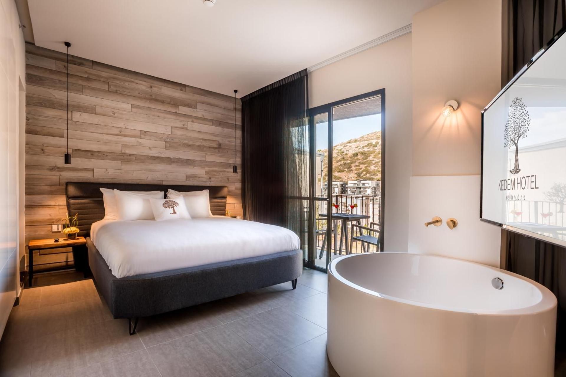 Deluxe Double Room with Balcony